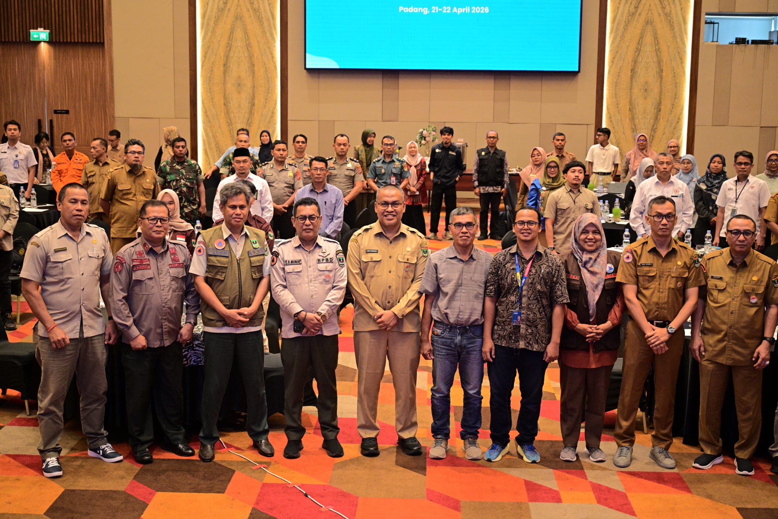 sekda-sumbar-dorong-optimalisasi-pendekatan-klaster-untuk-perkuat-sistem-penanggulangan-bencana