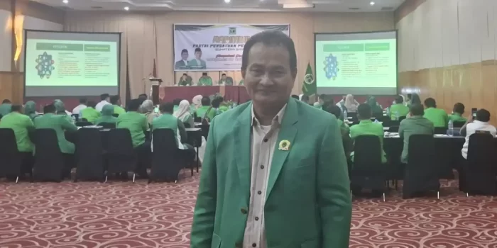 marwan-anas-:-pemda-pessel-harus-segera-putuskan-dengan-bijak-soal-bangunan-berornamen-klenteng-di-pulau-cubadak