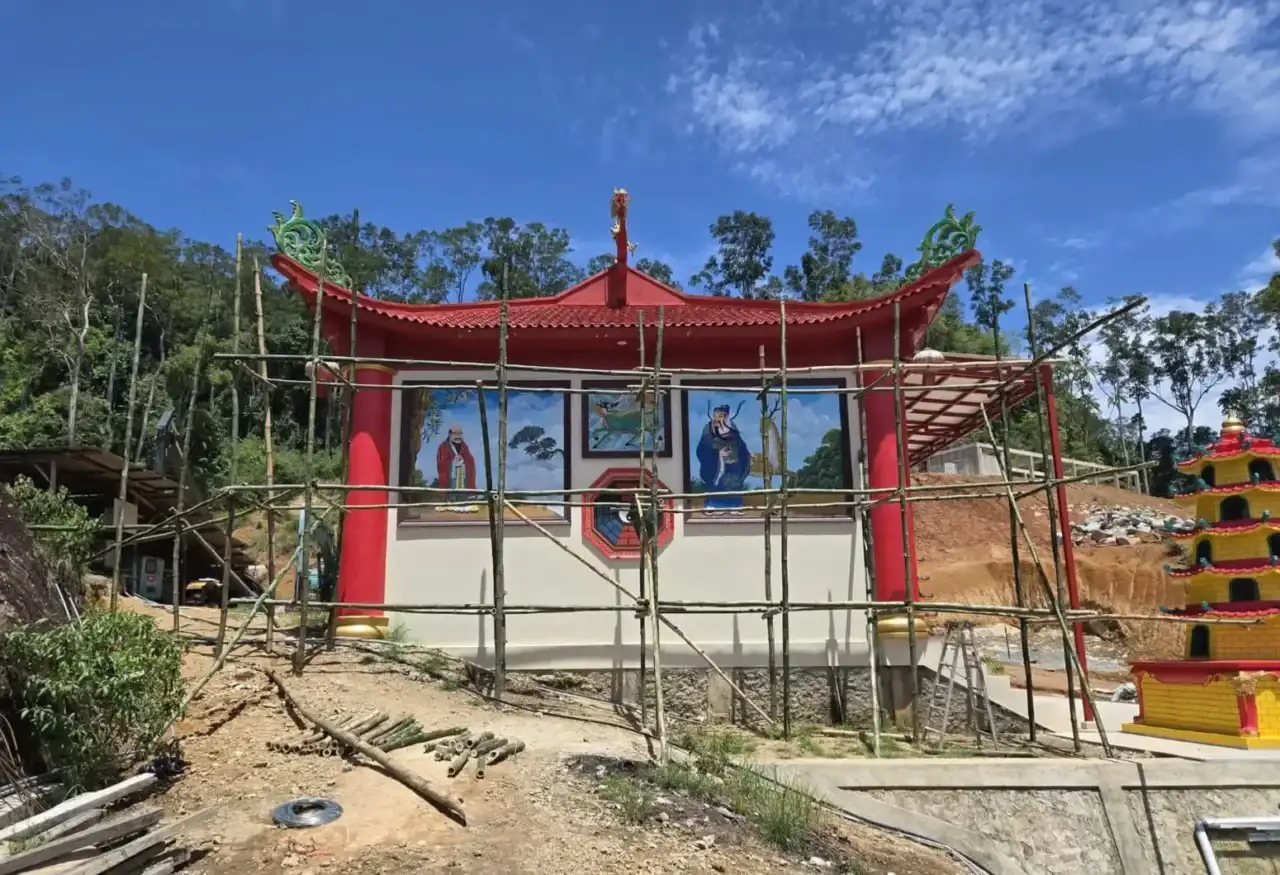 merespons-tuntutan-ninik-mamak-ampang-pulai,-investor-tutup-ornamen-berbentuk-klenteng-di-pulau-cubadak