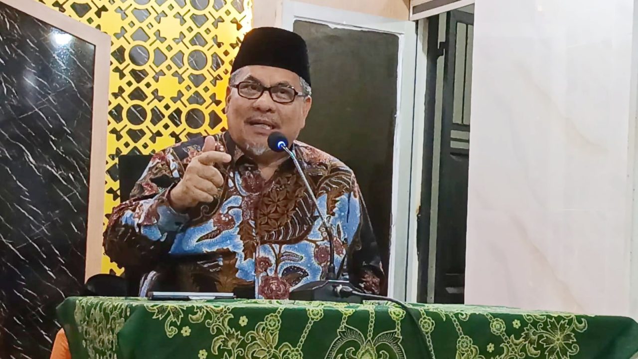 ketua-dprd-sumbar-dorong-otonomi-daerah-perkuat-kesehatan-pendidikan-dan-umkm