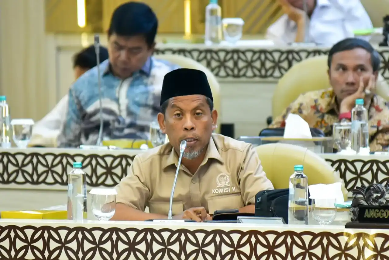kecelakaan-krl-bekasi-timur-jadi-alarm-keras,-dpr-minta-perbaikan-sistem