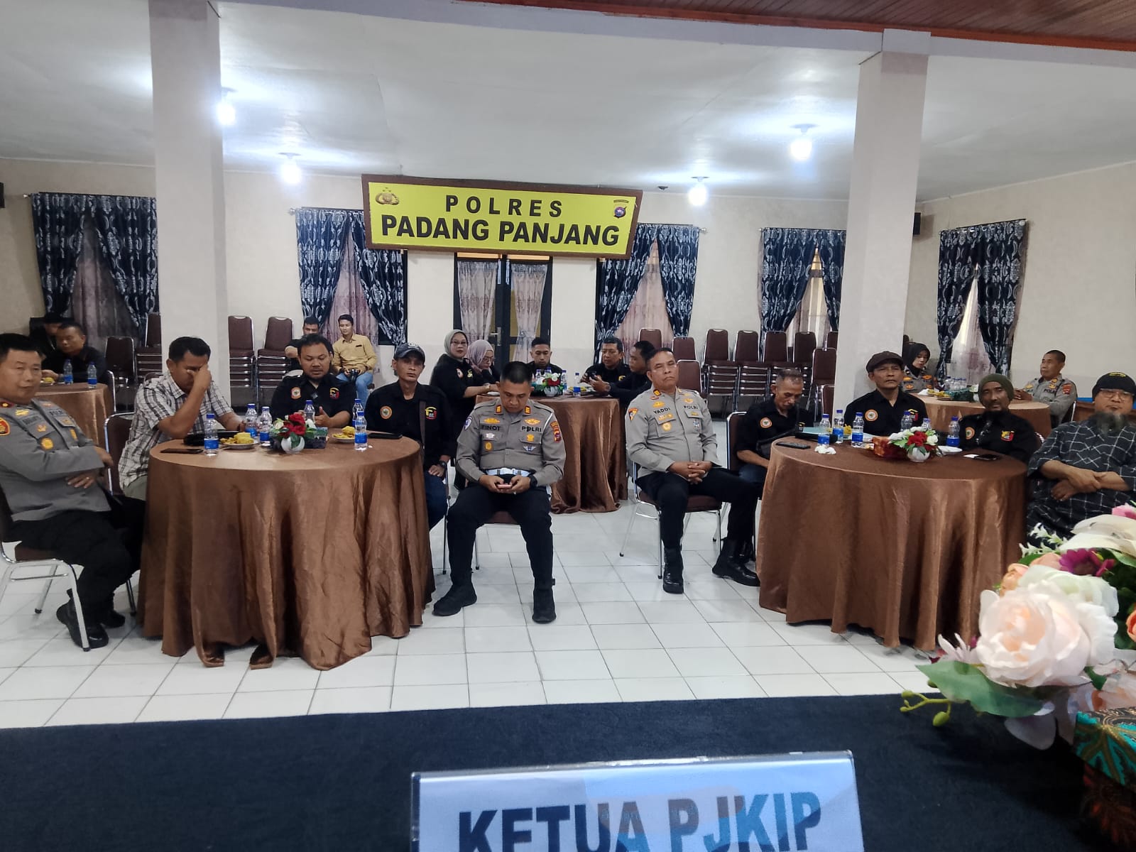 perkuat-kemitraan,-pjkip-padangpanjang-audiensi-dengan-kapolres-akbp-wisnu-hadi