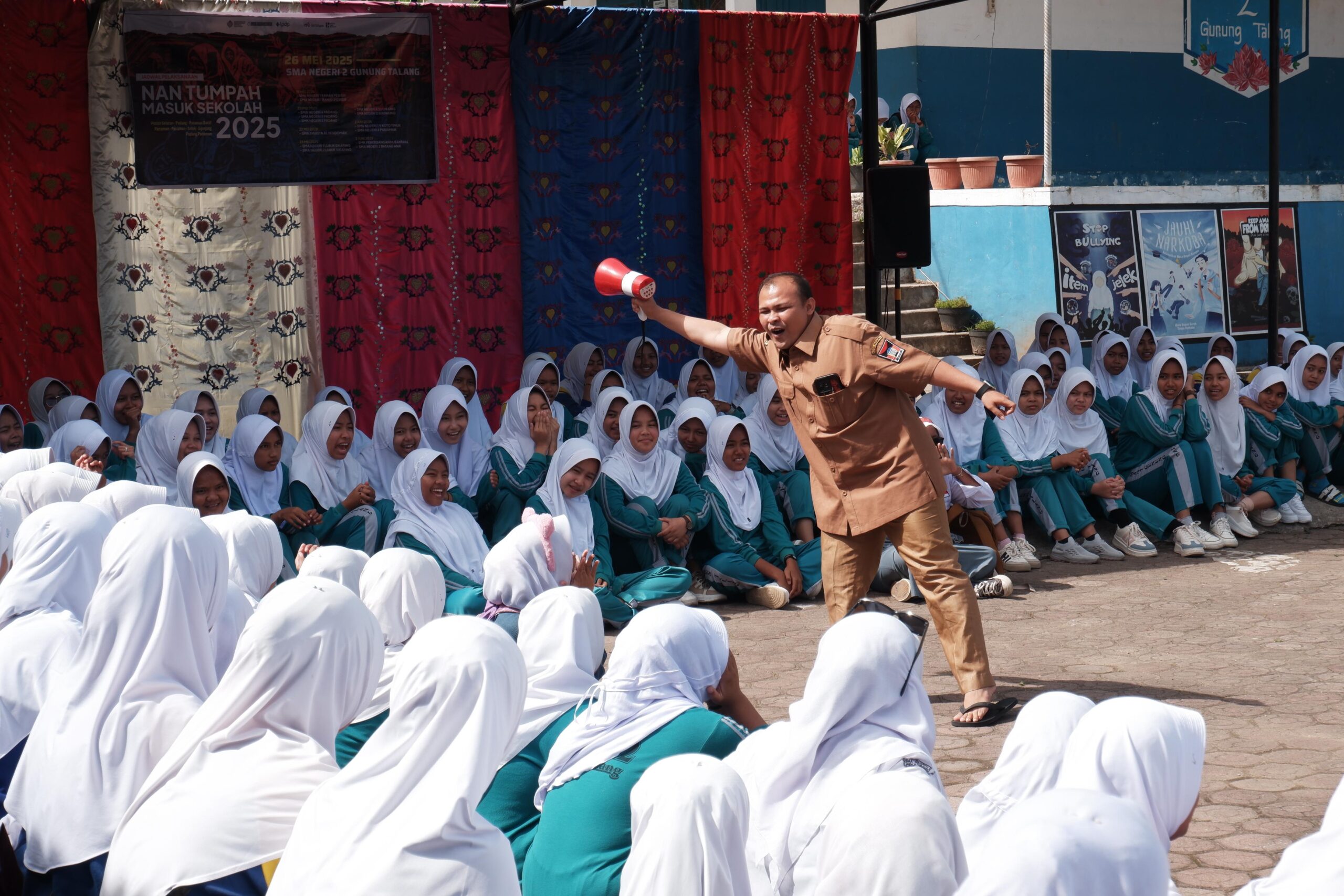 nan-tumpah-masuk-sekolah-2026-siap-digelar,-ksnt-umumkan-panggilan-terbuka 
