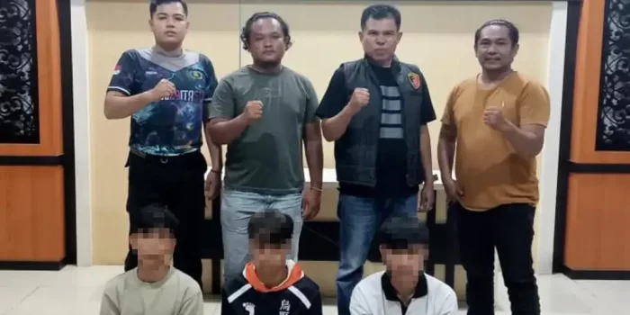 di-dua-tkp,-tim-satresnarkoba-polres-pessel-amankan-tiga-pelaku-narkoba