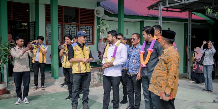 tinjau-program-phtc-di-solok-selatan,-zigo-rolanda-dorong-percepatan-infrastruktur-pendidikan