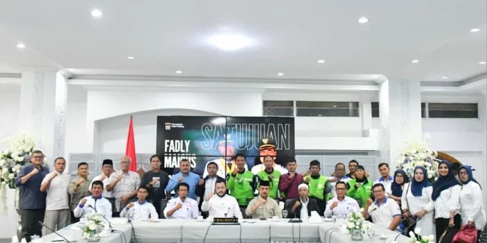 wali-kota-padang-gelar-dialog-may-day,-bahas-upah-dan-perlindungan-pekerja