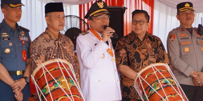 wawako-maigus-nasir-pembina-upacara-peringatan-hardiknas-pemko-padang 