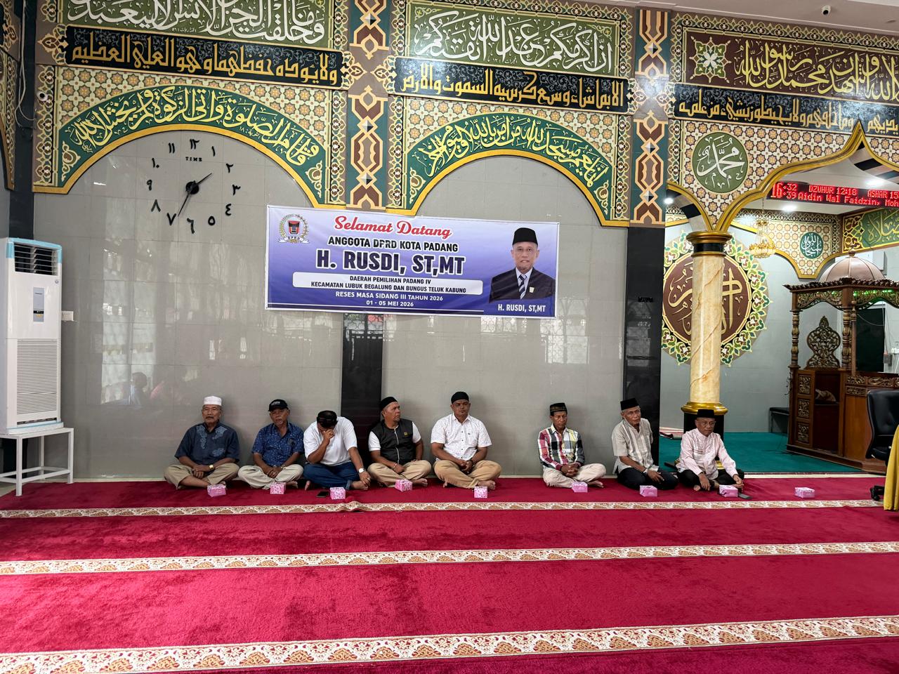 reses-anggota-dprd-padang-a,a-h.-rusdi-tampung-aspirasi -warga-soal-jalan-rusak-hingga-bpjs