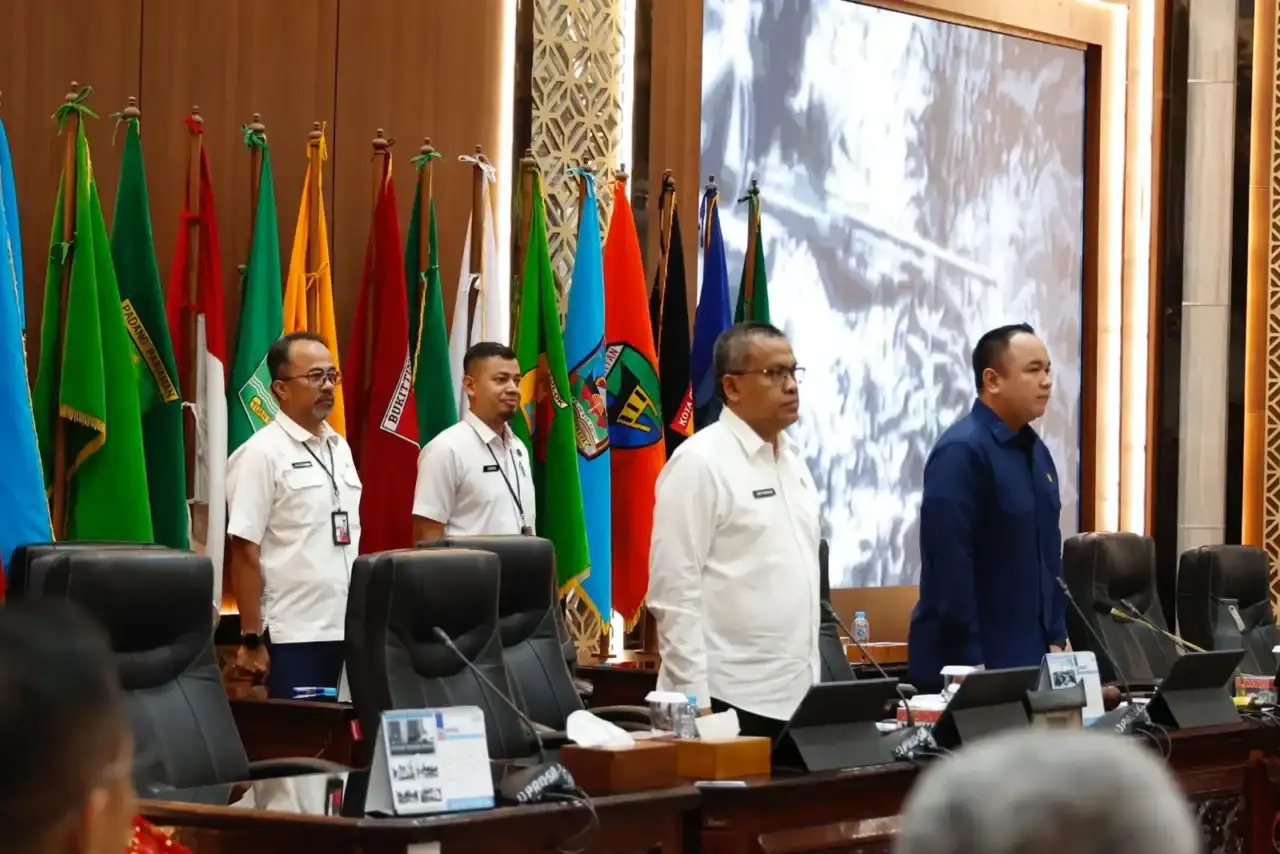 dprd-sumbar-tetapkan-usul-prakarsa-ranperda-perubahan-terhadap-perda-penyelenggaraan-pendidikan