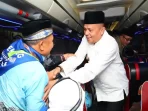 wawako-elzadaswarman-lepas-175-jemaah-calon-haji-kota-payakumbuh