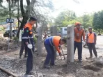 demi-keselamatan,-kai-tutup-perlintasan-liar-di-padang-pariaman