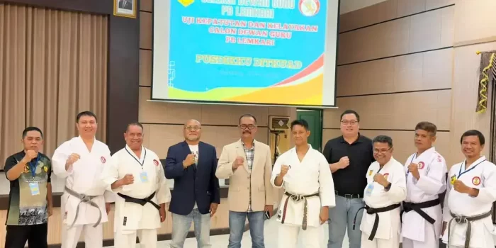 lewati-uji-kepatutan-dan-kelayakan,-pb-lemkari-tetapkan-firdaus-ilyas-jadi-ketua-dewan-guru