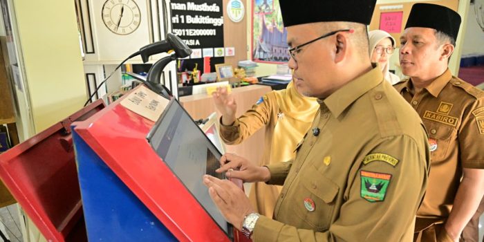 buka-penguatan-kompetensi-sekolah,-sekda-sumbar:-perlu -kemandirian-lulusan
