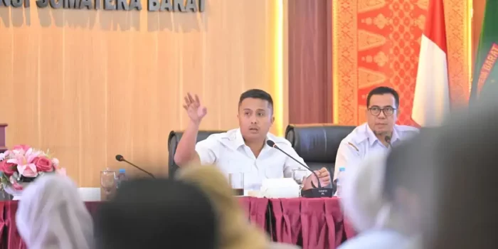wagub-vasko-minta-opd-jemput-bola-untuk-percepat-pembangunan-sumbar