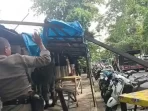 satpol-pp-padang-kembali-tertibkan-lapak-pkl