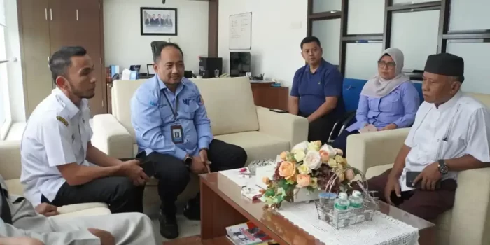 bank-nagari-padang-panjang-salurkan-dana-kurban-rp33-juta
