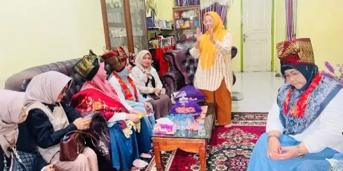 kici-kunjungi-galeri-permata-hati,-apresiasi-deta-dan-tingkuluak-yang-mendunia