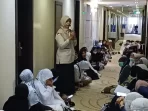 jemaah-perempuan-kloter-padang-dapat-bimbingan-fikih-haid-saat-haji jemaah-perempuan-kloter-padang-dapat-bimbingan-fikih-haid-saat-haji