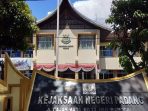 dugaan-kredit-fiktif-34-m,-ketua-fraksi-demokrat-dan-ketua-bk-dprd-sumbar-mangkir-dipanggil-kejaksaan dugaan-kredit-fiktif-34-m,-ketua-fraksi-demokrat-dan-ketua-bk-dprd-sumbar-mangkir-dipanggil-kejaksaan