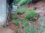 10-rumah-dihantam-longsor-desa-kubang-tangah,-tak-ada-korban-jiwa