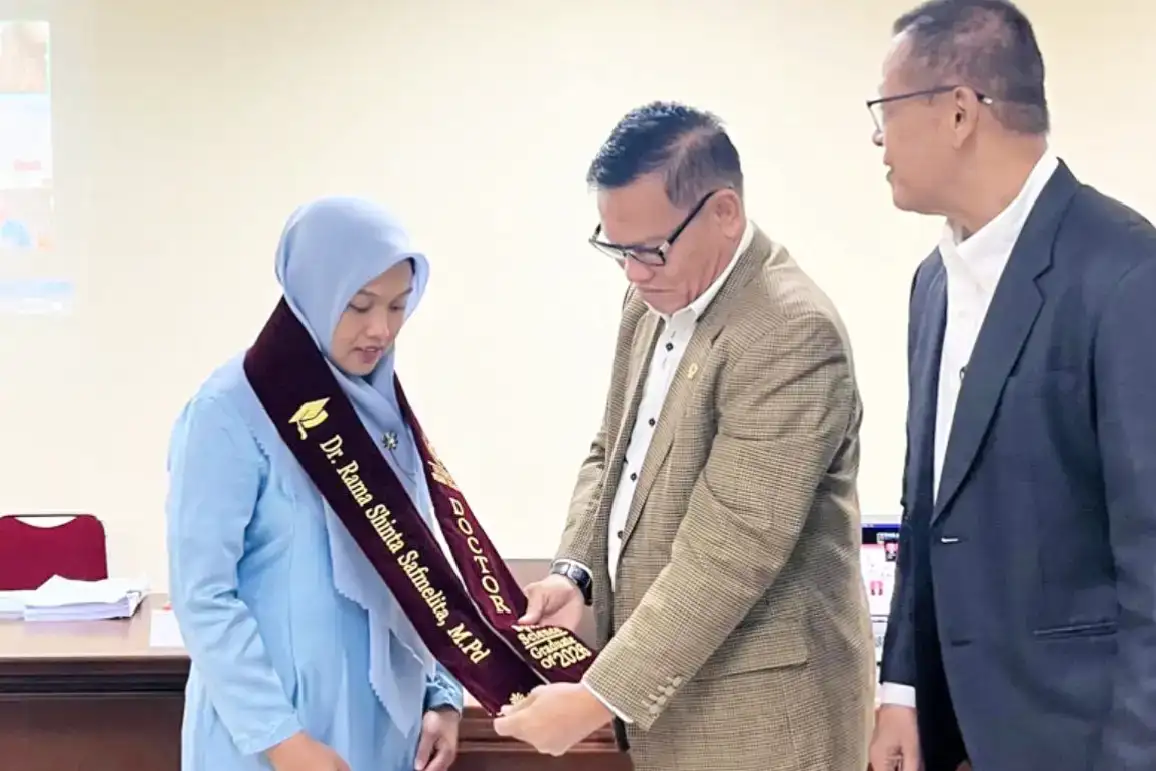 setelah-jadi-atlet-pon,-rama-shinta-safmelita-raih-doktoral-di-pasca-sarjana-fik setelah-jadi-atlet-pon,-rama-shinta-safmelita-raih-doktoral-di-pasca-sarjana-fik