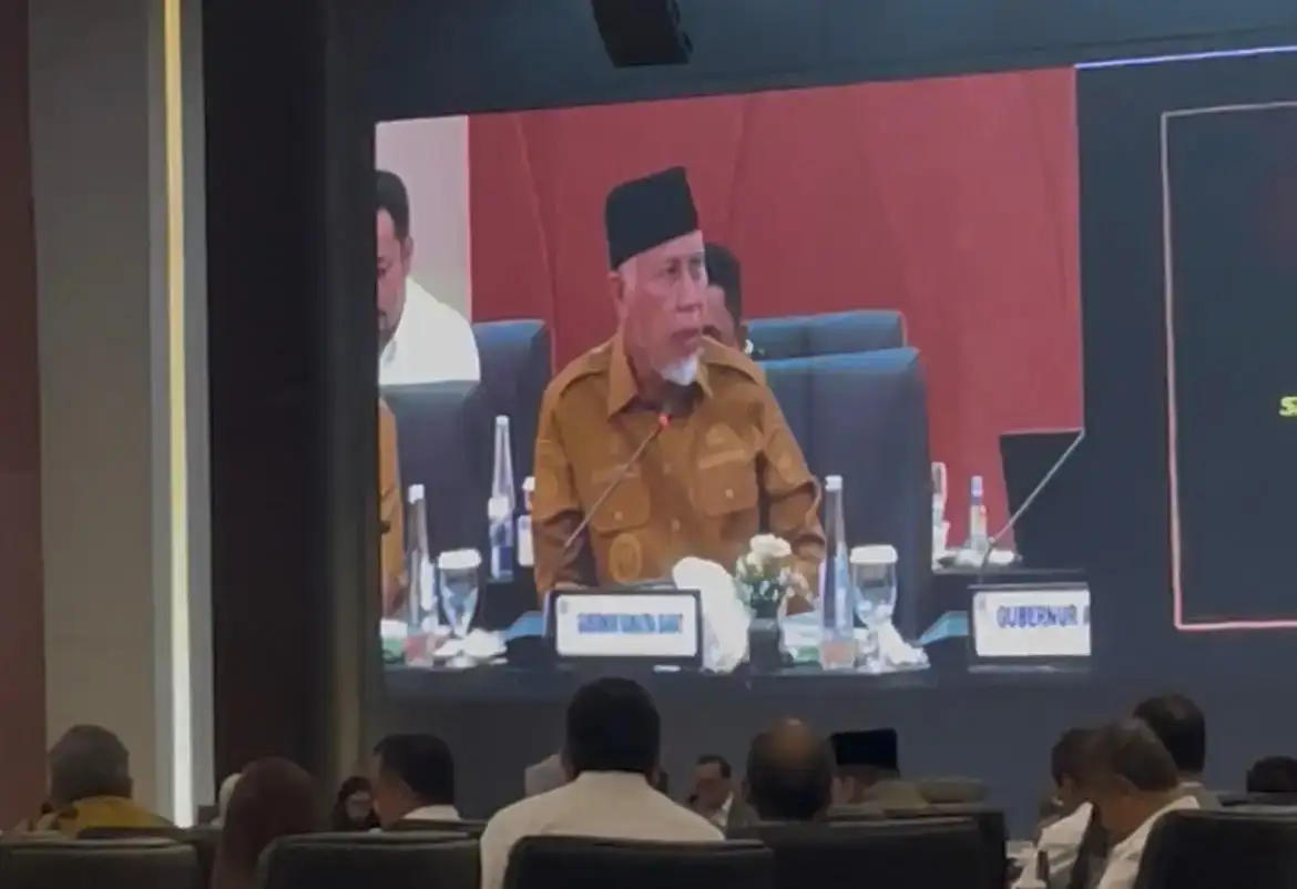 anggaran-rehabilitasi-dan-rekonstruksi-bencana-sumatera-rp100,1-triliun,-pemprov-sumbar-sambut-positif anggaran-rehabilitasi-dan-rekonstruksi-bencana-sumatera-rp100,1-triliun,-pemprov-sumbar-sambut-positif