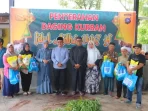 berbagi-keberkahan,-kapolres-pessel-bagikan-daging-kurban-dan-sembako berbagi-keberkahan,-kapolres-pessel-bagikan-daging-kurban-dan-sembako