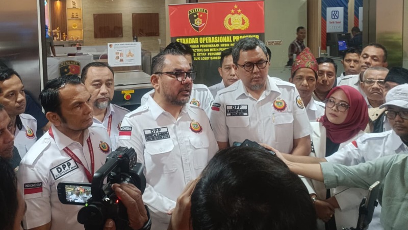 sebut-sumbar-suku-barbar,-dpp-ikm-laporkan-abu-janda-ke-polisi sebut-sumbar-suku-barbar,-dpp-ikm-laporkan-abu-janda-ke-polisi