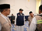 Anggota Tim Pengawas (Timwas) Haji DPR RI, Andre Rosiade dalam rapat kerja persiapan puncak haji antara Timwas DPR RI dan Amirul Hajj di Al-Qimmah Hall, Makkah, Minggu (24/5/2026). Foto: Andri/Sari