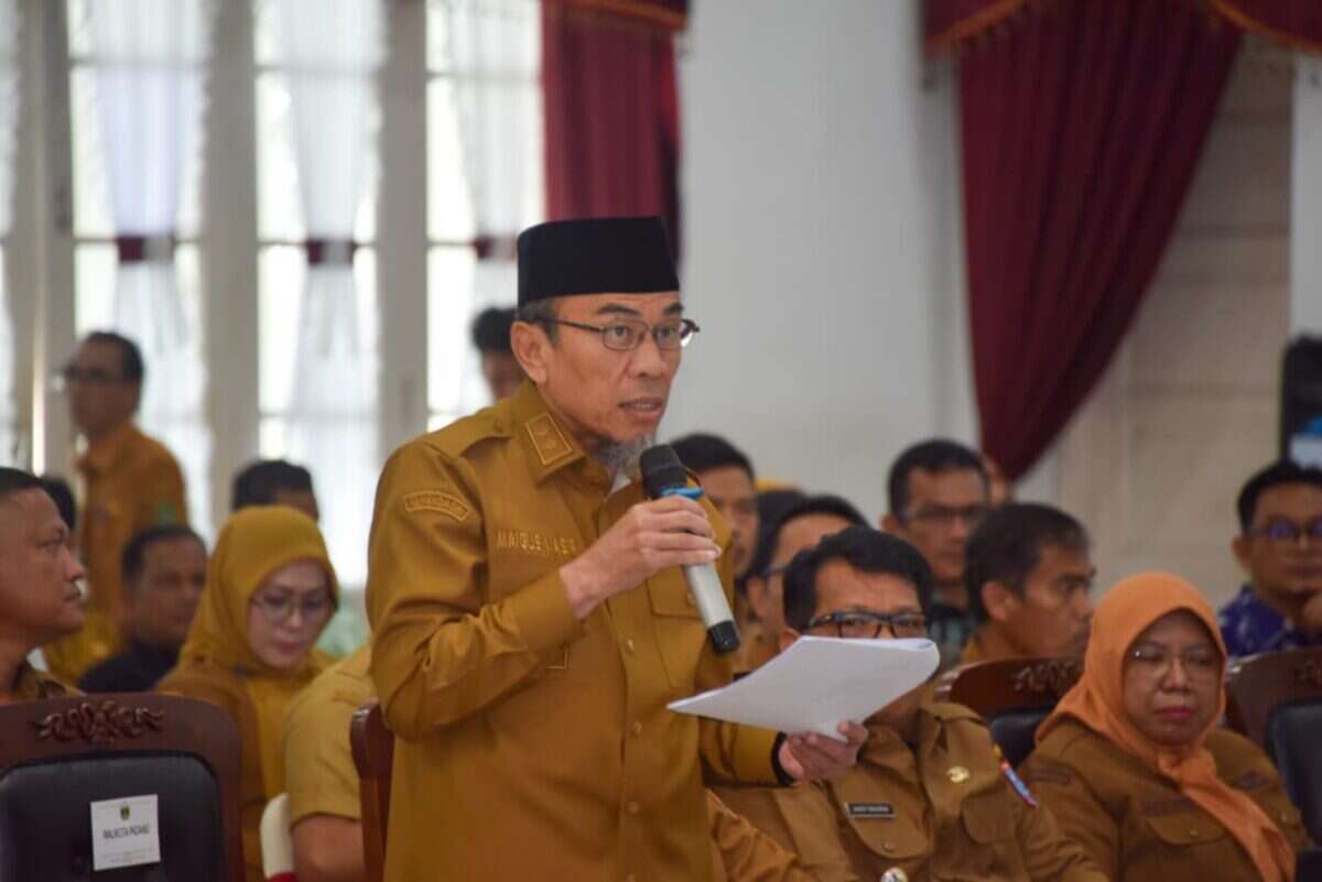 pemko-padang-dukung-penetapan-lp2b-jaga-keseimbangan-investasi-daerah pemko-padang-dukung-penetapan-lp2b-jaga-keseimbangan-investasi-daerah
