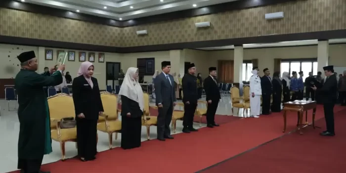 wali-kota-payakumbuh-zulmaeta-lantik-pejabat-administrator-dan-pejabat-fungsional