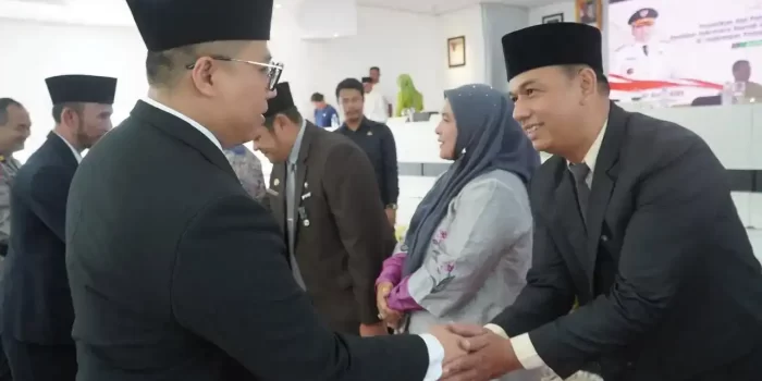 wali-kota-padang-panjang-lantik-penjabat-sekda-dan-pejabat-baru