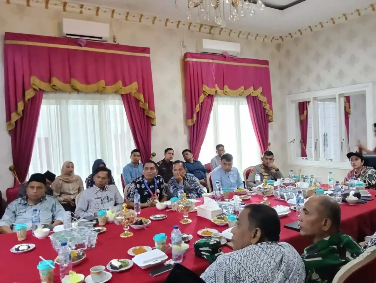 pemkab-dharmasraya-perketat-pengawasan-distribusi-bbm-bersubsidi pemkab-dharmasraya-perketat-pengawasan-distribusi-bbm-bersubsidi