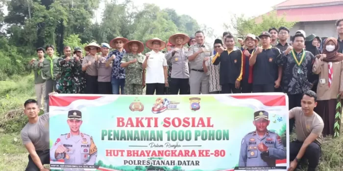 polres-tanah-datar-tanam-seribu-pohon-mitigasi-bencana-alam