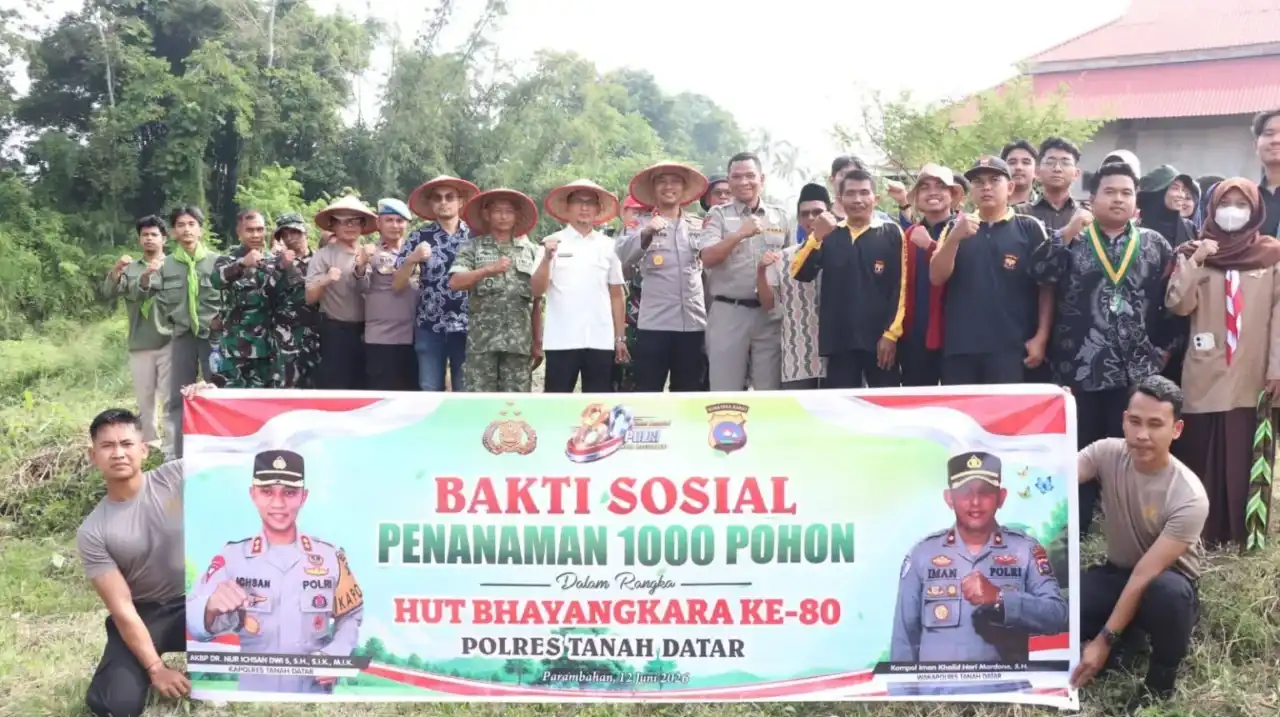 polres-tanah-datar-tanam-seribu-pohon-mitigasi-bencana-alam polres-tanah-datar-tanam-seribu-pohon-mitigasi-bencana-alam