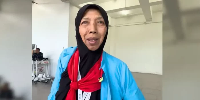 kisah-guru-ngaji-asal-bukittinggi-tuntaskan-penantian-haji-sejak-2014