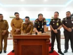 pemkab-dan-kejari-tanah-datar-resmikan-rumah-restorative-justice pemkab-dan-kejari-tanah-datar-resmikan-rumah-restorative-justice
