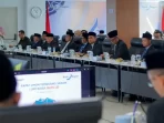 rupslb-bank-nagari-tetapkan-sutan-emir-hidayat-jadi-dewan-pengawas-syariah