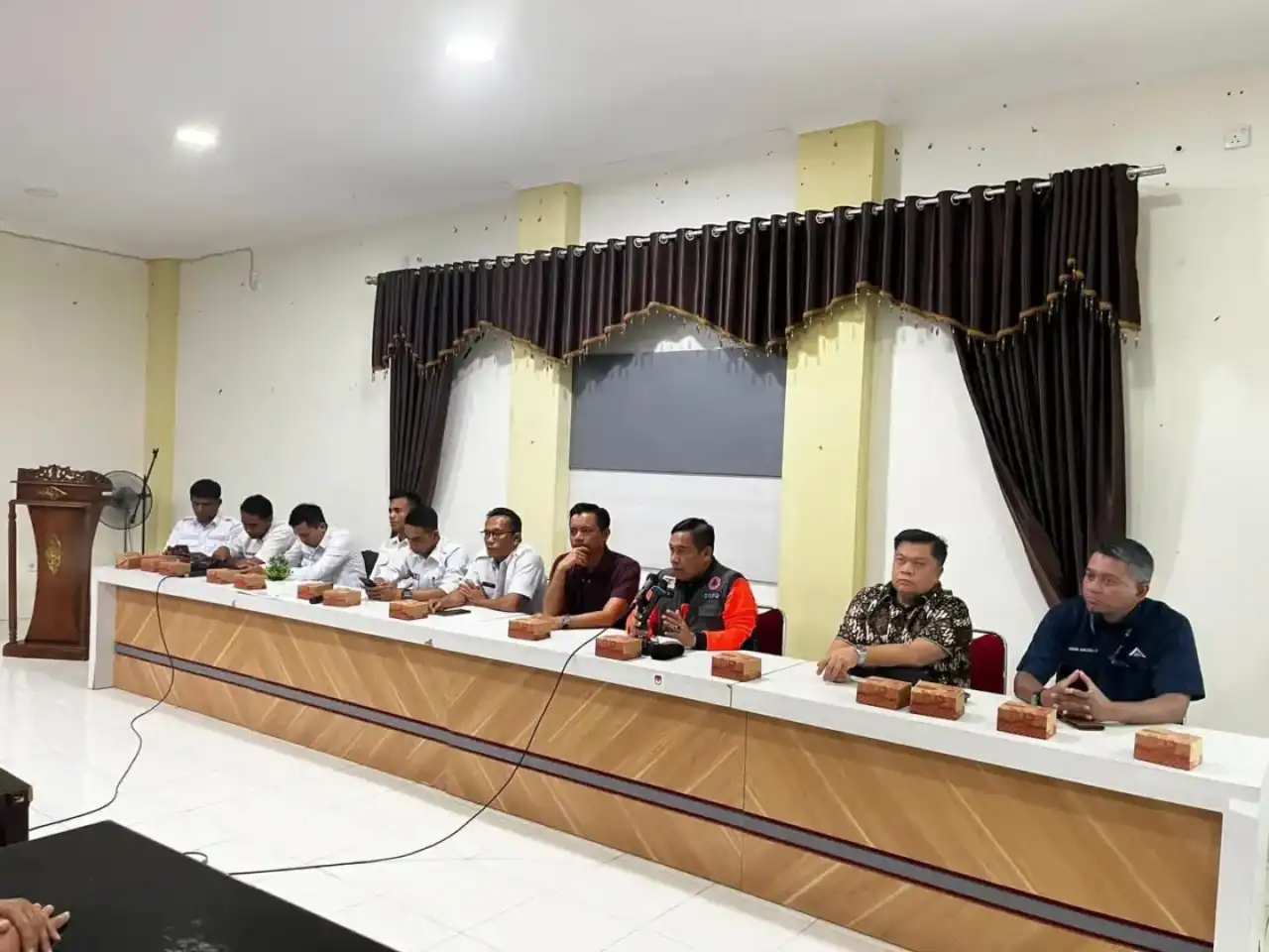 bpbd-agam-sosialisasikan-mekanisme-bantuan-pembangunan-rumah-korban-bencana bpbd-agam-sosialisasikan-mekanisme-bantuan-pembangunan-rumah-korban-bencana