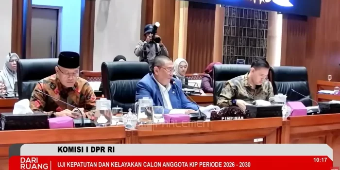 komisi-i-dpr-minta-anggota-ki-pusat-2026-2030-terpilih-hilangkan-hambatan-informasi