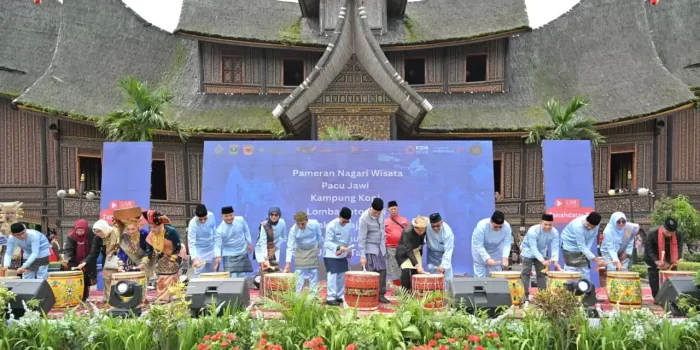 festival-minangkabau-2026-dibuka,-gubernur-tegaskan-budaya-jadi-penggerak-pariwisata-dan-ekonomi-masyarakat