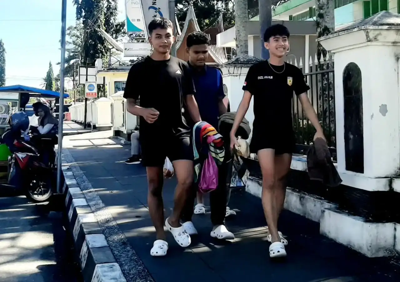 kota-lubuk-sikaping-dipenuhi-karateka-peserta-kejurda-forki-sumbar-2026