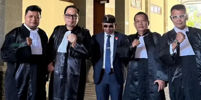 18-advokat-peradi-utama-diambil-sumpah-di-pt-bali,-salah-satunya-sahdan,-sh.,mh
