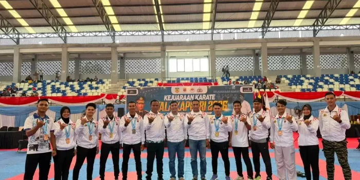kontingen-karate-polda-sumbar-raih-sembilan-medali-di-kapolri-cup-2026