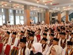 Sebanyak 333 anak muda di Kota Padang resmi menyandang gelar wisudawan penghafal Al-Qur'an pada Minggu (21/6/2026).