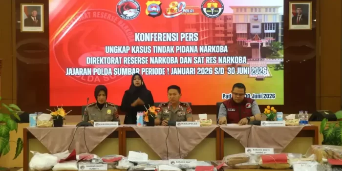 lindungi-generasi-muda-dari-narkoba,-polda-sumbar-gencarkan-sosialisasi-ke-kampus