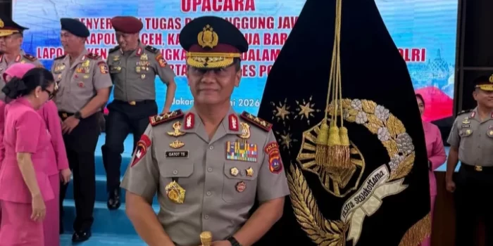 polri-kukuhkan-kenaikan-pangkat-komjen-pol-gatot-tri-suryanta