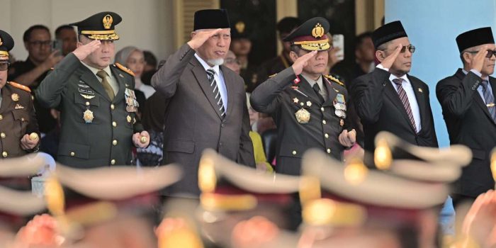 gubernur-mahyeldi:-hari-bhayangkara-momentum-perkuat-sinergi-polri-dan-pemda-untuk-masyarakat