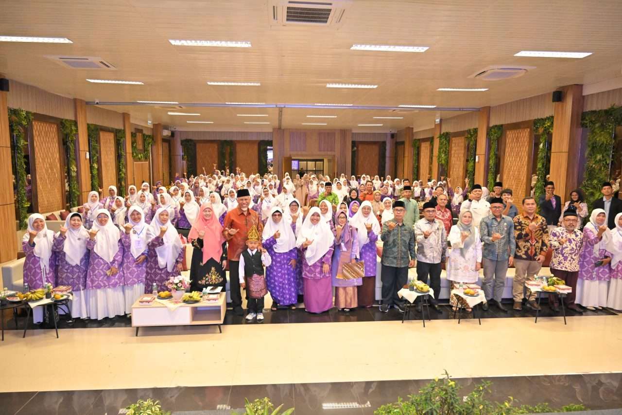 gubernur:-keseimbangan-keimanan,-iptek,-dan-karakter-menjadi-kunci-pendidikan-masa-depan