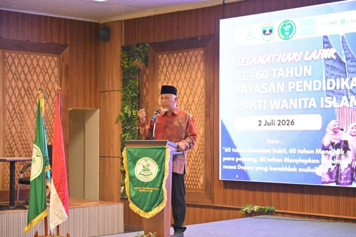 gubernur-mahyeldi-pastikan-perbaikan-jalan-simpang-gudang-padang-luar-segera-dimulai gubernur-mahyeldi-pastikan-perbaikan-jalan-simpang-gudang-padang-luar-segera-dimulai